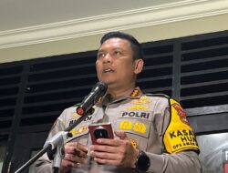 Geger Ledakan SMAN 72: Polisi Geledah Rumah Siswa Terduga Pelaku!